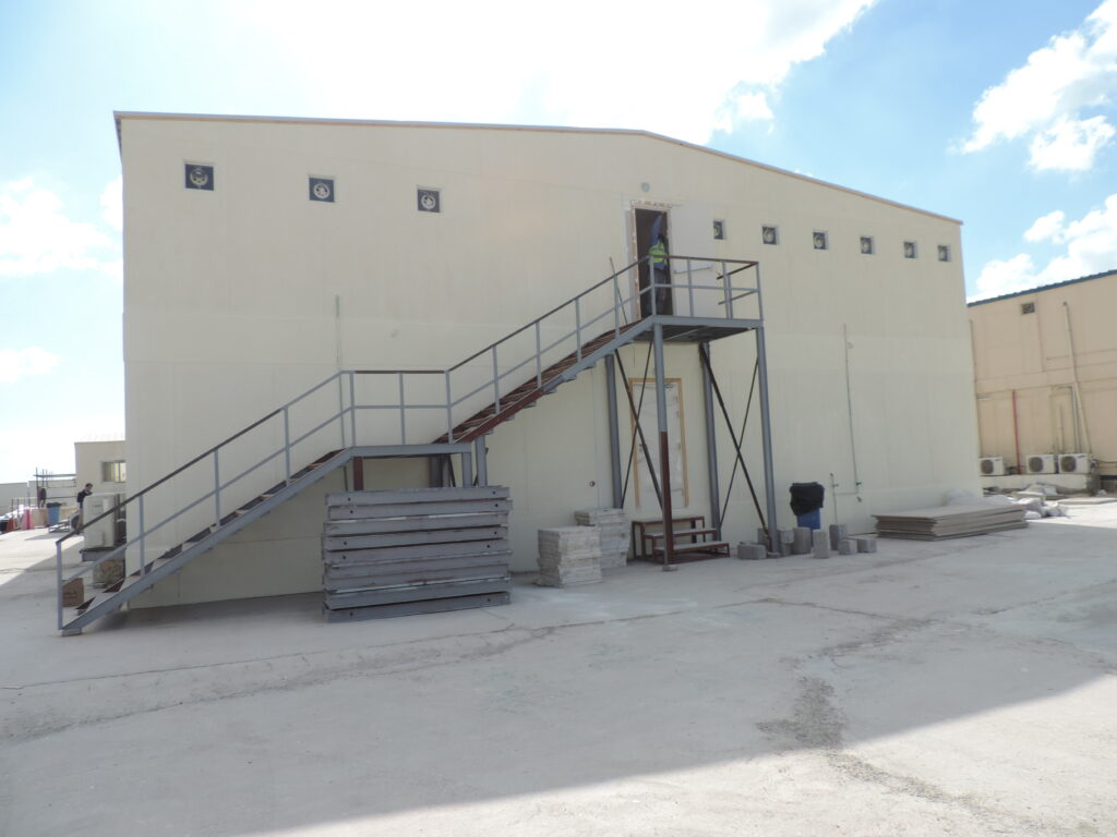 prefab-store-1